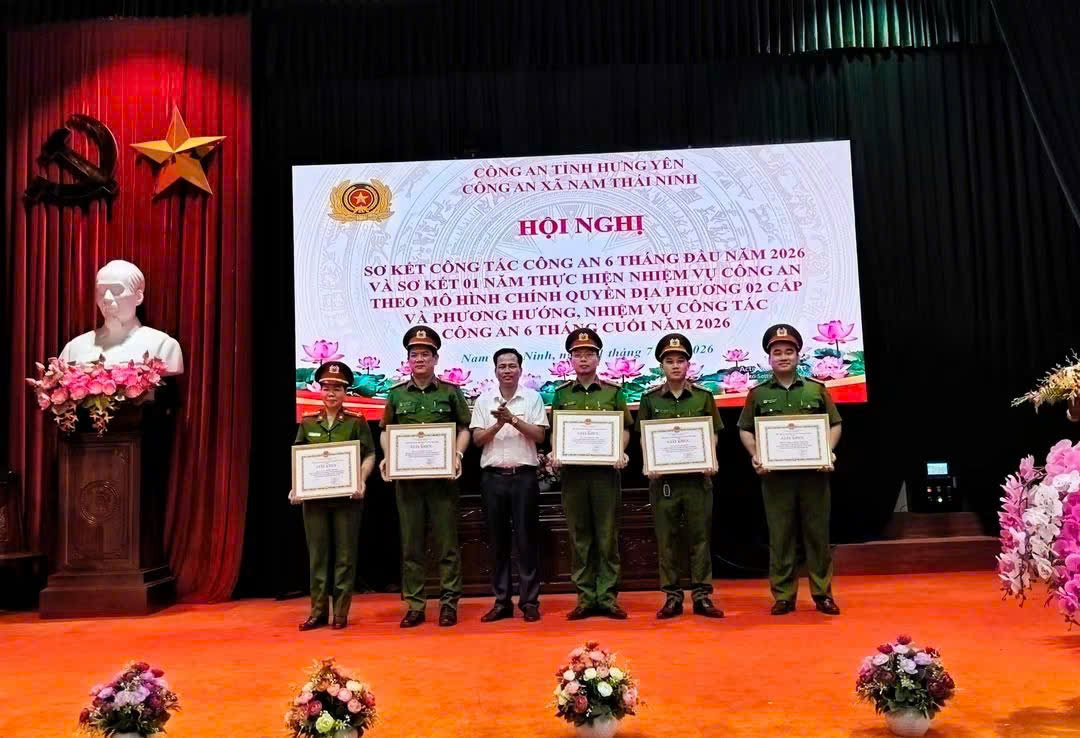 Công an xã Nam Thái Ninh sơ kết công tác công an 6 tháng đầu năm 2026