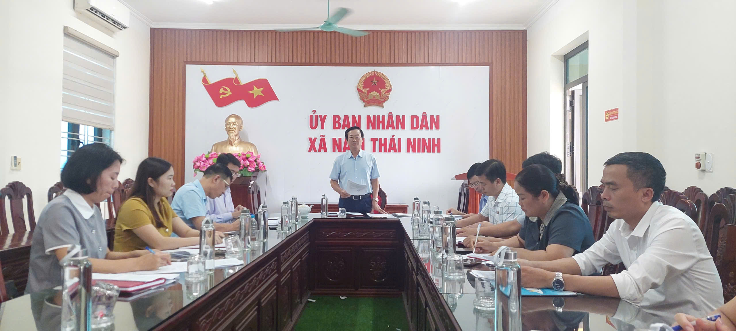 NAM THÁI NINH LÀM VIỆC VỚI ĐOÀN GIÁM SÁT CỦA ỦY BAN MTTQ VIỆT NAM TỈNH HƯNG YÊN VỀ THỰC HIỆN DÂN CHỦ Ở CƠ SỞ