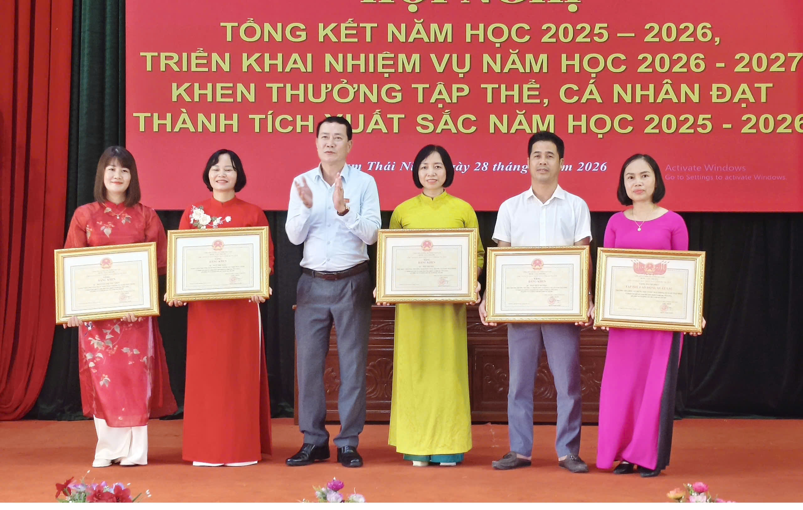 XÃ NAM THÁI NINH TỔ CHỨC HỘI NGHỊ TỔNG KẾT NĂM HỌC 2025–2026, TRIỂN KHAI NHIỆM VỤ NĂM HỌC 2026–2027 VÀ KHEN THƯỞNG CÁC TẬP THỂ, CÁ NHÂN TIÊU BIỂU